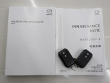 取り扱い説明書・整備手帳・スペアキーが揃ってますので安心です。