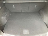 トランクスペースです☆いろいろな使用方法がありますね!シートを倒すと大きな荷物や長い荷物などたくさん積めますよ☆