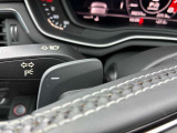 最新鋭の自社整備工場にて、車検・点検は勿論の事、あらゆるご要望にお応えすべく輸入車ディーラーならではの最新のコンピューターシステムとベテランの整備士がバックUP!