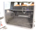 お気軽にお問い合わせください。Tel:075-325-0440 Mobile:070-2313-8676  中古車担当:時女まで