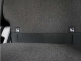 ◆ISOFIX◆シートベルトいらずでチャイルドシートと固定金具を連結するだけでガッチリ固定できます。