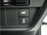 ◆VSA◆横滑り防止装置が装備されています。コーナーリング時の横すべりを抑える機能と、車両の急激な挙動変化を抑える機能で、安定した走行を実現しています。運転に安心とゆとりが出来ます。
