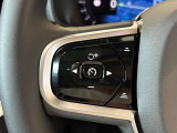 ACCアダプティブクルーズコントロールの操作はステアリングで行います。車間距離の調整も同じです。