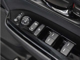 ◆パワーウィンドウスイッチ◆運転席から全席の窓の開閉操作を行うことが出来いつでも換気ができます!