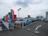 海老名西店中古車センターです。中古車のお問合せはお気軽に声をおかけください。