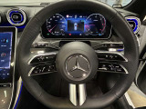 メルセデス・ベンツ車は、妥協を許さない常に高水準の技術と品質をもって製造されており、いつもでも変わらぬ価値を提供いたしております。