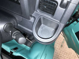 運転席側ドリンクホルダーです。