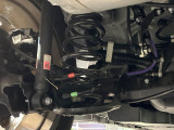 お車を安心してお乗りいただく為には、足回りの定期点検が欠かせません。サービスサポート(有償保証)では無料点検もご提供しており、安心のカーライフをお過ごしいただけるサポート体制が整っています。