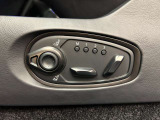 16 Way Electric Front Seats With Memory