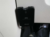 ETC車載器付きです。高速道路の料金所もスムーズに通過できます。
