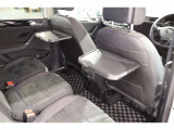 この度は数ある中から弊社認定中古車をご覧いただき誠にありがとうございます。スペースの都合上、店舗で展示していない場合がございますの事前にお問い合わせくださいませ。