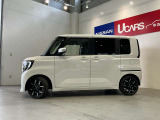 日産ディーラーならではの経験豊富な整備士が、お渡し前にきっちりと車検整備をさせていただいております。またお渡し後1ヶ月もしくは1000kmで、無料の点検整備を実施させていただきます。
