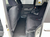 座り心地が良いシートなので長時間の運転でも快適にお過ごしいただけます。新品のフロアマットのご注文も可能です。掲載箇所以外にご希望の写真がございましたらお気軽にお問い合わせ下さい。