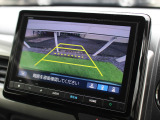 バックカメラが装備されており、後方の安全確認はもちろんのこと狭い場所での駐車や雨の日・夜間など視界の悪いコンディションでのストレスの軽減にもなります!