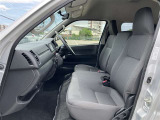 豪華な内装で運転も楽しくなりますよ♪