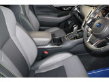 スイッチ類は運転席に集約!使いやすいです!