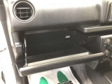ワイドフリーラックです。A4サイズの書類等が横置き可能です。大きく開けることができるので、取り出す際も容易です。