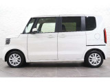 当店の展示車は、プロの業者にボディーの磨き、ルームクリーニングを依頼していますので、とてもきれいです!!ぜひ、見にいらしてください!