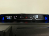 【メーターパネル】シンプルなデザインのメーターパネルは視認性が良く、必要な情報を運転手に分かりやすく伝えてくれます♪