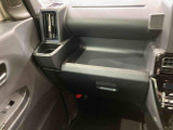 納車前にはプロのメカニックが、各部の点検を行います。ディーラーにしか出来ない品質、そしてサービスできっと満足していただけると思います!