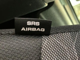 品質へのこだわり!フロアマットやシートなど車内をキレイに清掃し、ニオイや汚れなどを徹底的にクリーニングしてもらっております。室内はピカピカです☆
