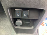 前席シートヒーター装備で寒い時の運転も快適☆
