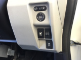 急なハンドル時などに起こる横すべりを制御する『VSA』搭載