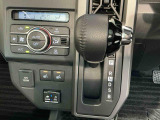 安全安心な走行のために、納車前には小さなクルマを知り尽くしたエキスパートが基本性能に関わる機能や状態を徹底的に点検しています。