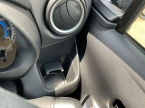 運転席側ドリンクホルダー