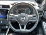 周囲が広く見わたせて運転しやすく室内も広々★