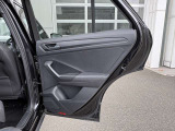 点検整備ご納車前にCertified Pre-Owned独自の「点検チェック項目シート」により、部品や機能に関する全71項目もの厳しいチェックを実施します。
