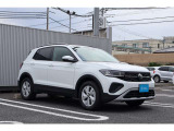1年間走行距離無制限の保証と距離無制限のロードアシスタンスサービスが全車に付帯されます。