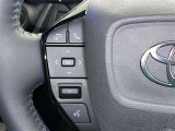 ステアリングスイッチ装備!運転しながら手元でオーディオの操作などができます。