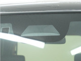◆Honda SENSING◆ カメラ等装置で精度の高い検知能力を発揮、安全運転を支援します。ステアリング上のコントローラーに注目!