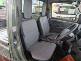 【運転席/助手席シート】