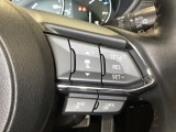 MRCC(マツダレーダークルーズコントロール)は先行車との車間を維持しながら追従走行を行い、長距離でのドライバー負担を軽減させてくれます。