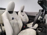 MINIは様々なオリジナルを作ることのできるお車です。専用のシートカバーも作成可能で御座いますので、ご希望の仕様など御座いましたらご相談くださいませ。きっとご希望のシートカバーの作成が可能です。