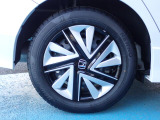 ★純正ホイールキャップ★車体の雰囲気と合っているのは純正品ならではですね!