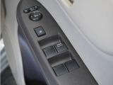 ◆パワーウィンドウスイッチ◆運転席から全席の窓の開閉操作を行うことが出来いつでも換気ができます!