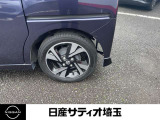 純正アルミホイール装着