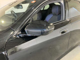 自動防眩 ヒーター内臓 LEDウィンカー内臓ドアミラー 自動防眩はミラーに無段階に反射率を調整し後続車の眩しいライト反射を軽減し夜間の安全な運転に貢献します。