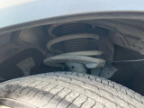お車を安心してお乗りいただく為には、足回りの定期点検が欠かせません。サービスサポート(有償保証)では無料点検もご提供しており、安心のカーライフをお過ごしいただけるサポート体制が整っています。