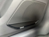 【SONOSサウンドシステム搭載】AAA東大阪では、ドリンクを提供し、ゆっくりと車を検討できるよう取り組んでおります。試乗や車の詳細を確認しながら、ぜひお気に入りの1台を見つけてくださいませ。