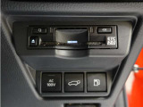 ETC車載器付きです。高速道路の料金所もスムーズに通過できます。