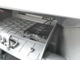 今の時代には必需品とも言えるETC。搭載車しか入れないスマートICも使えます。スムーズに、そして気軽に高速道路が使えますよ!ETC割も見逃せません!