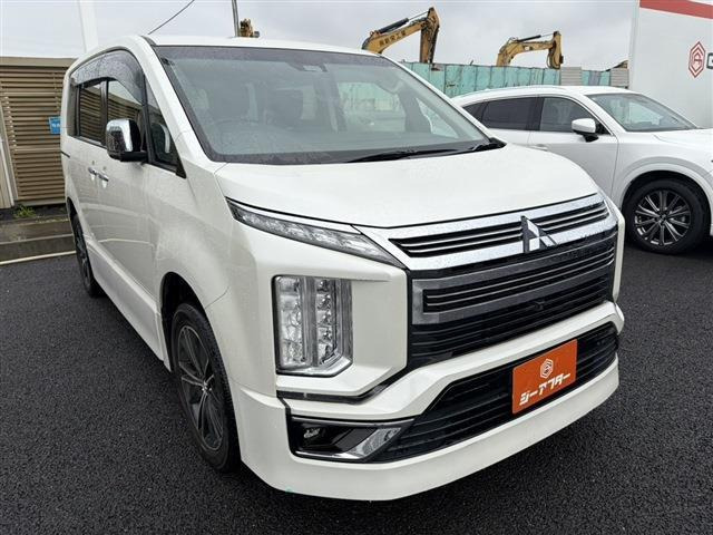 デリカD:5 アーバンギア 2.2 P エディション 4WD 禁煙車 純正10.1インチナビ 全周囲...
