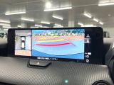 【360&deg;ビューモニター】専用のカメラにより、上から見下ろしたような視点で360度クルマの周囲を確認することができます☆死角部分も確認しやすく、狭い場所での切り返しや駐車もスムーズに行えます。
