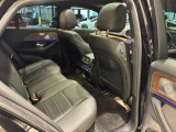 車両は屋内展示しておりますので天候に関係なくごゆっくりコンディションご確認頂けます。車両を倉庫へ保管している場合が御座いますのでご来店前に在庫確認頂けると幸いです。TEL072-784-8800