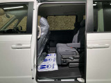 ■POINT■写真で見るよりも現車を 現車をみると写真で見ていたイメージとは少し違う部分もございます。また写真ではわからなかった車の魅力にも気づくことができるので、ぜひご来店ください!