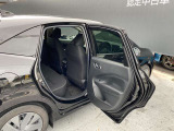 ドアがしっかり開くので、荷物なども積みやすいです!